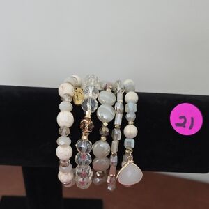 Erimish Cream and Gold Beaded Bracelet Set NWOT